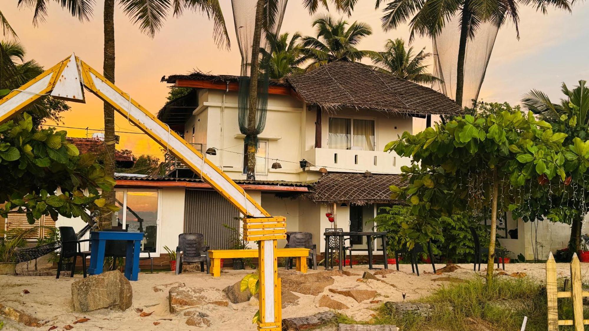 Alivious Beach Homestay Alappuzha Εξωτερικό φωτογραφία